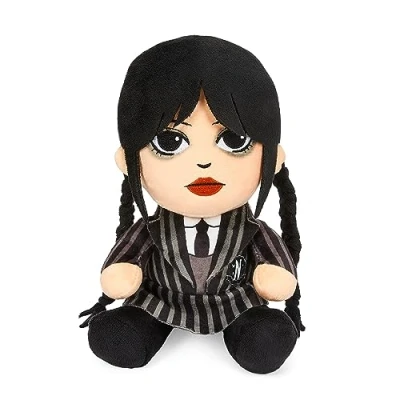 Abbildung von Close Up Plüschfigur Wednesday Addams
