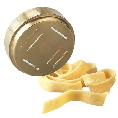 Abbildung von Kenwood Nudelpressvorsatz A910007 Teigwareneinsatz Pappardelle für die Pasta Fresca