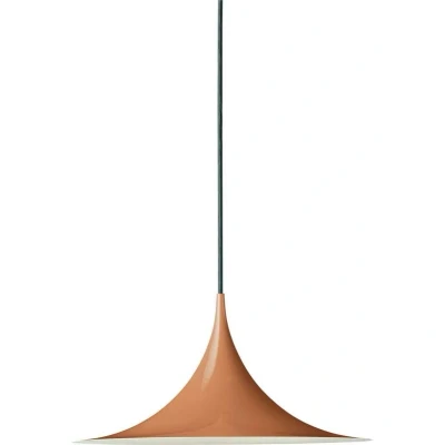 Abbildung von GUBI Hängeleuchte Semi, Ø 30 cm, kürbis rostbraun glänzend