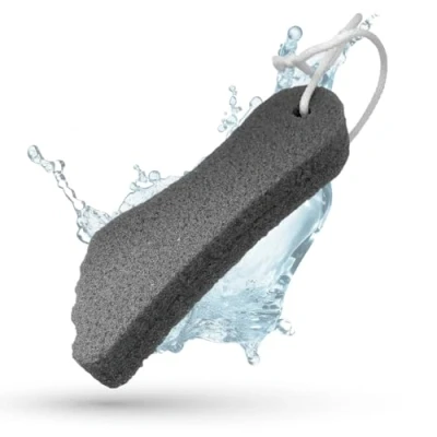 Abbildung von LaRosa PUMICE SPA Fußförmiger Bimsstein Schwarz mit Kordel