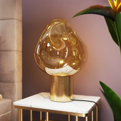 Abbildung von Kare Design Tischlampe Dough Gold, Designer Leuchte aus Glas, Desk Lamp, glamouröus, Tischleuchte, Dekoleuchte, Nachttischlampe, Messingsockel, Leuchtmittel nicht inklusive, 38x25x25cm