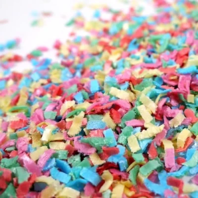 Abbildung von Streuselheld Schnippel Rainbow Esspapier Flocken 10g Streusel zum Dekorieren und Verzieren von Gebäck aller Art wie Torten Kuchen Keksen Zuckerstreusel