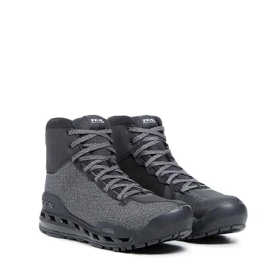 Abbildung von TCX Climatrek Surround, Atmungsaktive und Wasserdichte Herren Motorradschuhe mit Mebrana Gore Tex Entended Comfort Gor Surround Technologie, Schwarz/Grau