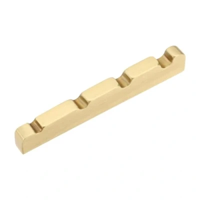 Abbildung von ECSiNG 1 Stück Bassgitarrensattel aus Messing Basssattel 4 saitig 38mm E Bass Gitarre Saitensattel mit Flacher Unterseite Kompatibel Fender JAZZ (38 x 6,2 3 mm)