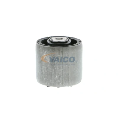 Abbildung von VAICO V20 2703 Querlenkerlager vorne, beidseitig, Vorderachse 66 Hydrolager für Querlenker BMW: 3 Touring, Limousine, X1