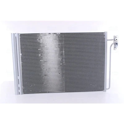 Abbildung von NISSENS 940045 Klimakondensator mit Trockner Aluminium 650 R 134a LAND ROVER: Range Rover 3