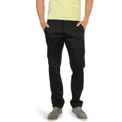 Abbildung von SELECTED HOMME Herren Hose Normaler Bund 16024679 Three Store black chino pants, Gr. 32/32, Schwarz (Black)