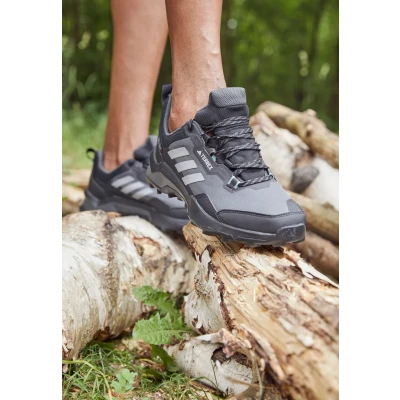 Abbildung von adidas Performance Terrex AX4 GTX Hikingschuh, Damen, Größe: 42, Core black grey three mint ton Schuhe