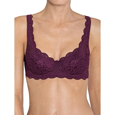 Abbildung von Triumph Damen Amourette 300 WHP X Schalen BH mit Bügel, Aubergine, 70F