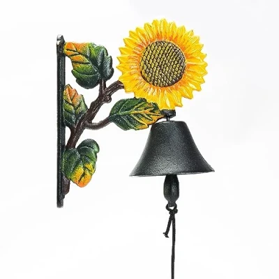 Abbildung von Sungmor Robuste Gusseisen Wandglocke dekorative handbemalte, Sonnenblumen Handglocke manuell schüttelnde Türklingel für Innen und Außenbereich Wanddekoration den
