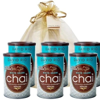 Abbildung von GUSTONE. David Rio Geschenkset White Shark Tea 6 x 398g Dosen Chai Latte