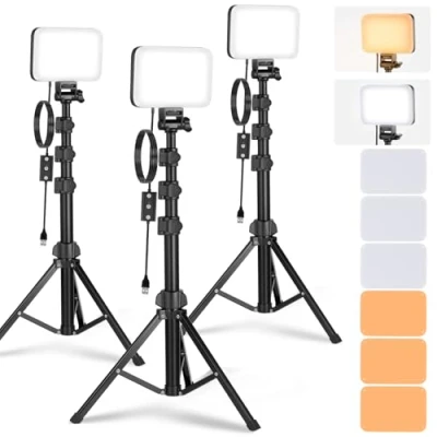 Abbildung von NEEWER Basics LED Videoleuchte Panel Beleuchtungsset 3er Pack zweifarbige dimmbare tragbare Studioleuchten mit Stativen und Filtern 3200K 5600K CRI95 750Lux für Fotografie Videos Streaming BP66