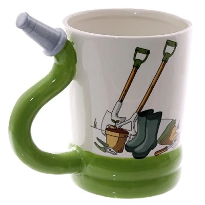 Abbildung von Close Up Garten Werkzeug Tasse, Kaffeetasse mit Gartenschlauch Griff, aus Keramik