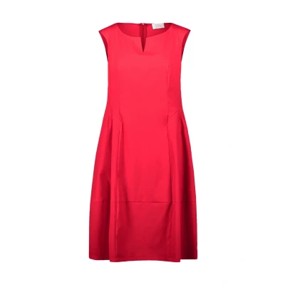 Abbildung von Vera Mont Sommerkleid tailliert Form