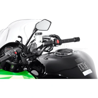 Abbildung von SW MOTECH QUICK LOCK EVO Tankring TRT.00.640.13500/B für Kawa 7 Loch