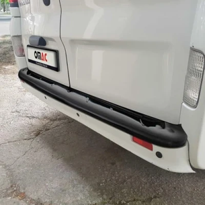 Abbildung von Ladekantenschutz Stoßstangenschutz kompatibel mit Opel Vivaro 2001 2014 X83 Glanz ABS 1x
