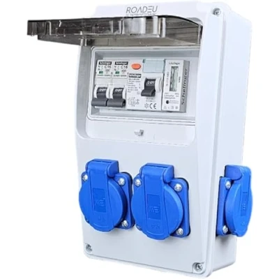 Abbildung von RoadEu Stromverteiler 230V mit Zähler, 4X Schuko, Steckdosenverteiler Fi Schutzschalter 40A typ A/AC, 2X Leistungsschalter C16A. Baustromverteiler IP44. Digitaler Stromzähler Hutschiene