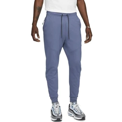 Abbildung von Nike Sportswear M TECH JGGR Lghtwht Jogginghose, Herren, Größe: XXL, Diffused blue