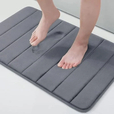 Abbildung von Homaxy Memory Foam Badezimmer Badeteppiche Saugfähige Rutschfester Badvorleger Waschbar Badematte 51 x 76 cm, Dunkelgrau