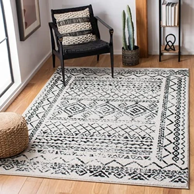 Abbildung von SAFAVIEH Boho Teppich für Wohnzimmer, Esszimmer, Schlafzimmer Tulum Collection, Kurzer Flor, Elfenbein und Schwarz, 122 X 183 cm