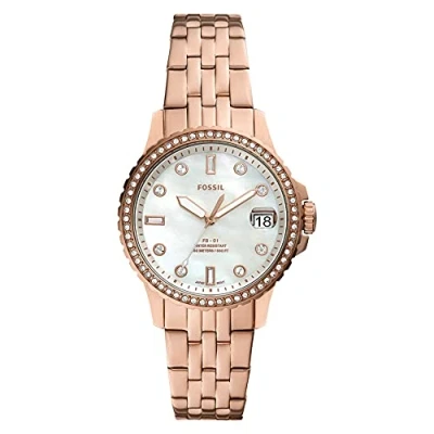 Abbildung von Fossil Womens Analog Quartz Uhr mit Edelstahl Armband ES4995