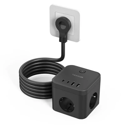 Abbildung von TESSAN Steckdosenleiste Flachstecker PD 20W Schnellladen, 3 Fach Mehrfachsteckdose mit 2 USB C und A, Steckdosenwürfel Schalter, Verlängerungskabel 1,5M Mehrfachstecker für Büro, Schwarz