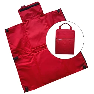 Abbildung von Tragbare Wickelunterlage Wickeltasche Wickelquick®/mit einer Hand bedienbar/sicher durch Abrollschutz/4 Seitentaschen/abwaschbar/rot
