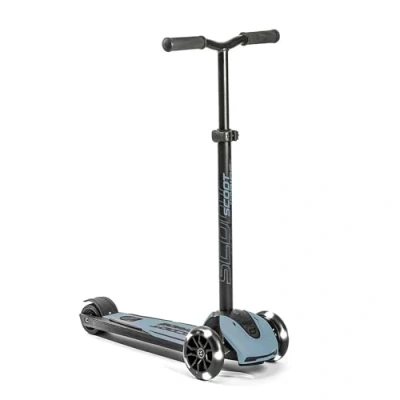 Abbildung von Scoot and Ride Scooter Highwaykick 5 LED steel, extremer Festigkeit