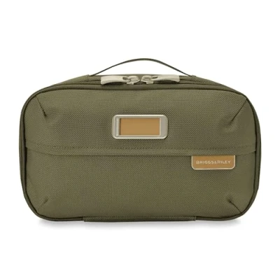 Abbildung von Briggs &amp; Riley Baseline Toilettenartikel, Oliv/Blatt für Mich (Leaf It to Me), 11 Inch Expandable Essentials Toiletry Kit, Erweiterbares Kit