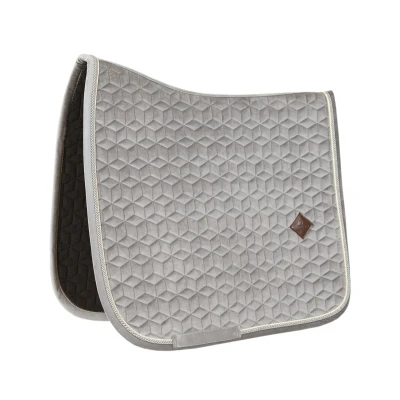 Abbildung von Kentucky Satteldecke Basic Velvet Hellbraun Dressur