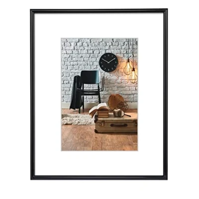 Abbildung von Hama Bilderrahmen „Sevilla“, 40x60cm (Kunststoffrahmen, Fotorahmen, Hochformat, Querformat, zum Hängen, Hängevorrichtung, mit Passepartout, bruchsicher, Bildformat 30 x 45 cm, Polystyrol) schwarz