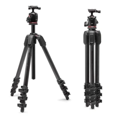 Abbildung von Manfrotto 055XPRO AS, 4 teiliges Carbonfaser Kamerastativ, Kit mit XPRO Kugelkopf, 90 Grad Säule, 15 kg Tragkraft, Arca Swiss Platte, für DSLR/spiegellose Kamera, Stativ Fotostativ
