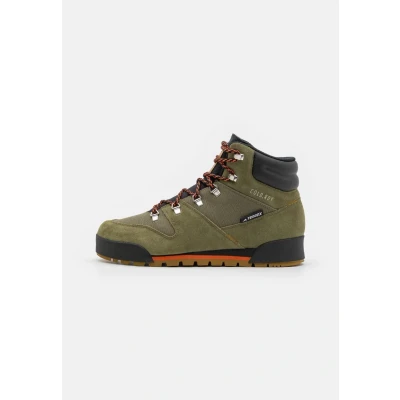 Abbildung von Adidas Terrex Snowpitch COLD.RDY Hiking Hikingschuh, Herren, Größe: 38 2/3, Olive strata/bronze strata/semi impact orange Schuhe