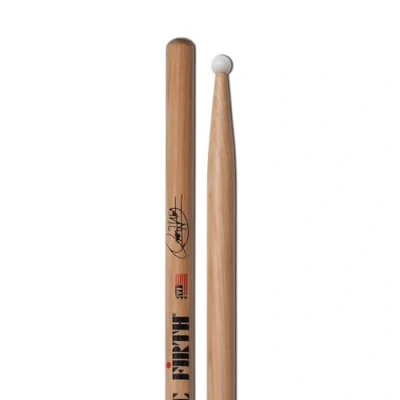 Abbildung von Vic Firth Signature Series Drumsticks Omar Hakim Nylon Tip