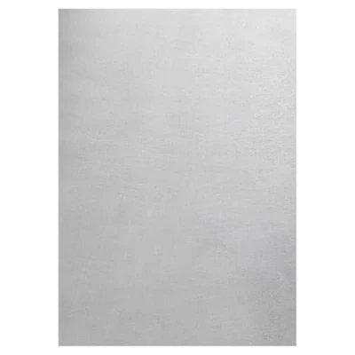 Abbildung von HomebyHome Kurzflor Teppich Wohnzimmer 140 x 200 cm Silberfarbe Waschbarer für Schlafzimmer, Esszimmer und Ideal als Küchenteppich Flauschiger Weich, Einfarbig, rutschfest, Modern