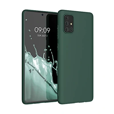 Abbildung von kwmobile Hülle kompatibel mit Samsung Galaxy A71 weiches TPU Silikon Case Cover geeignet für kabelloses Laden Moosgrün