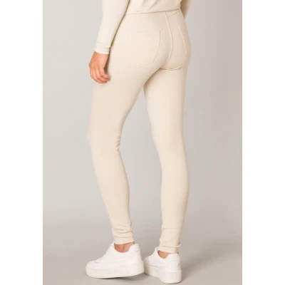 Abbildung von Base Level Treggings, mit elastischem Bund