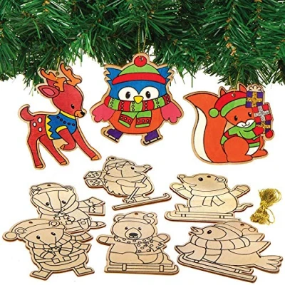 Abbildung von Baker Ross AX459 3D Winterwald Freunde Deko Aus Holz Bastelset Für Kinder 12 Stück, Festliche Kreativsets Und Bastelbedarf Zum Basteln Dekorieren Zur Weihnachtszeit