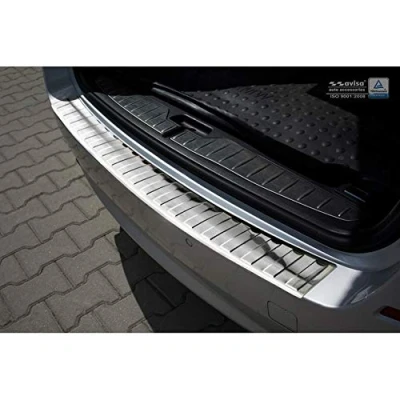 Abbildung von Avisa Edelstahl Heckstoßstangenschutz kompatibel mit BMW 5er F11 Touring 2010 2017 &#039;Ribs&#039;