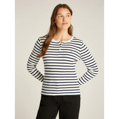 Abbildung von Tommy Jeans Langarmshirt TJW SLM BUTTON RIB C NECK LS EXT mit Logostickerei