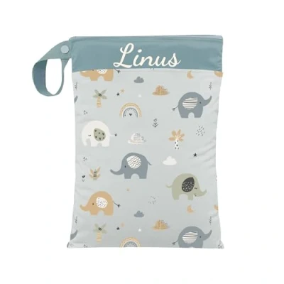 Abbildung von Nasstasche für Kita Wechselwäsche, Wasserdicht, Waschbar, mit Reißverschluss, Personalisierbar, Name, Kindergarten, Strand, Sport (Little Elephants)