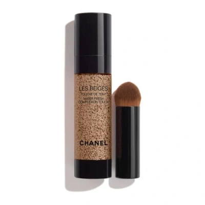 Abbildung von Chanel Les Beiges Water Fresh Complexion Touch Foundation B20 20 ml