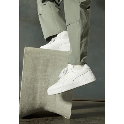 Abbildung von Puma CA PRO Classic Unisex Sneaker low, Größe: 42, White Leder
