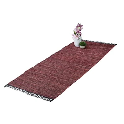Abbildung von Relaxdays Flickenteppich, 80 x 200 cm, Baumwolle &amp; Leder, Teppichläufer mit Fransen, rutschfest, Fleckerlteppich, rot