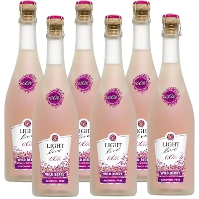 Abbildung von LIGHT live alkoholfrei 0,0% Sparkling Wildberry (6 x 0,75 l)