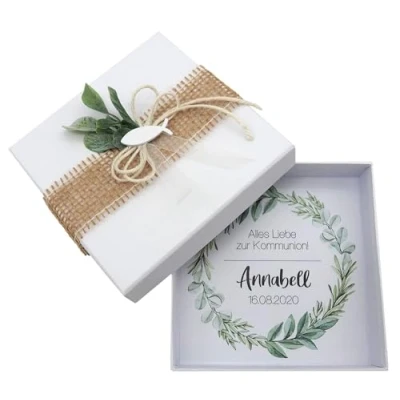 Abbildung von ZauberDeko Geldgeschenk Verpackung Personalisiertes Geschenk Kommunion Konfirmation Fisch Weiß Eukalyptus Blätterkranz