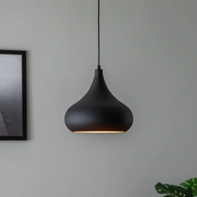 Abbildung von Hängeleuchte mit abgerundeter Kuppel Tropaeum H126 cm Metall Schwarz Gold Menzzo