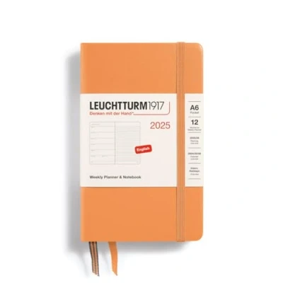 Abbildung von LEUCHTTURM1917 370647 Wochenkalender &amp; Notizbuch Pocket (A6) 2025, Apricot, Englisch