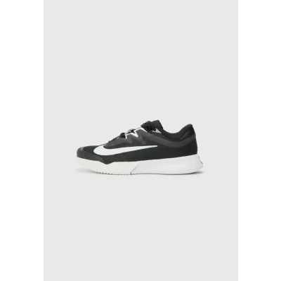Abbildung von Nike Performance ZOOM Vapor PRO 3 Tennisschuh für Sandplätze, Damen, Größe: 36, Black/white Schuhe