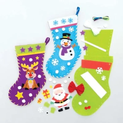 Abbildung von Baker Ross FC147 Weihnachtsstrumpf Bastelsets 3er Pack, Weihnachtskunst und Kunsthandwerk für Kinder zum Basteln Präsentieren, Bastel deine eigenen Weihnachtsdekorationen, Mittel